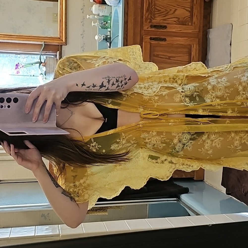 Lulus Beach Swim Coverup - Picture 3 of 10